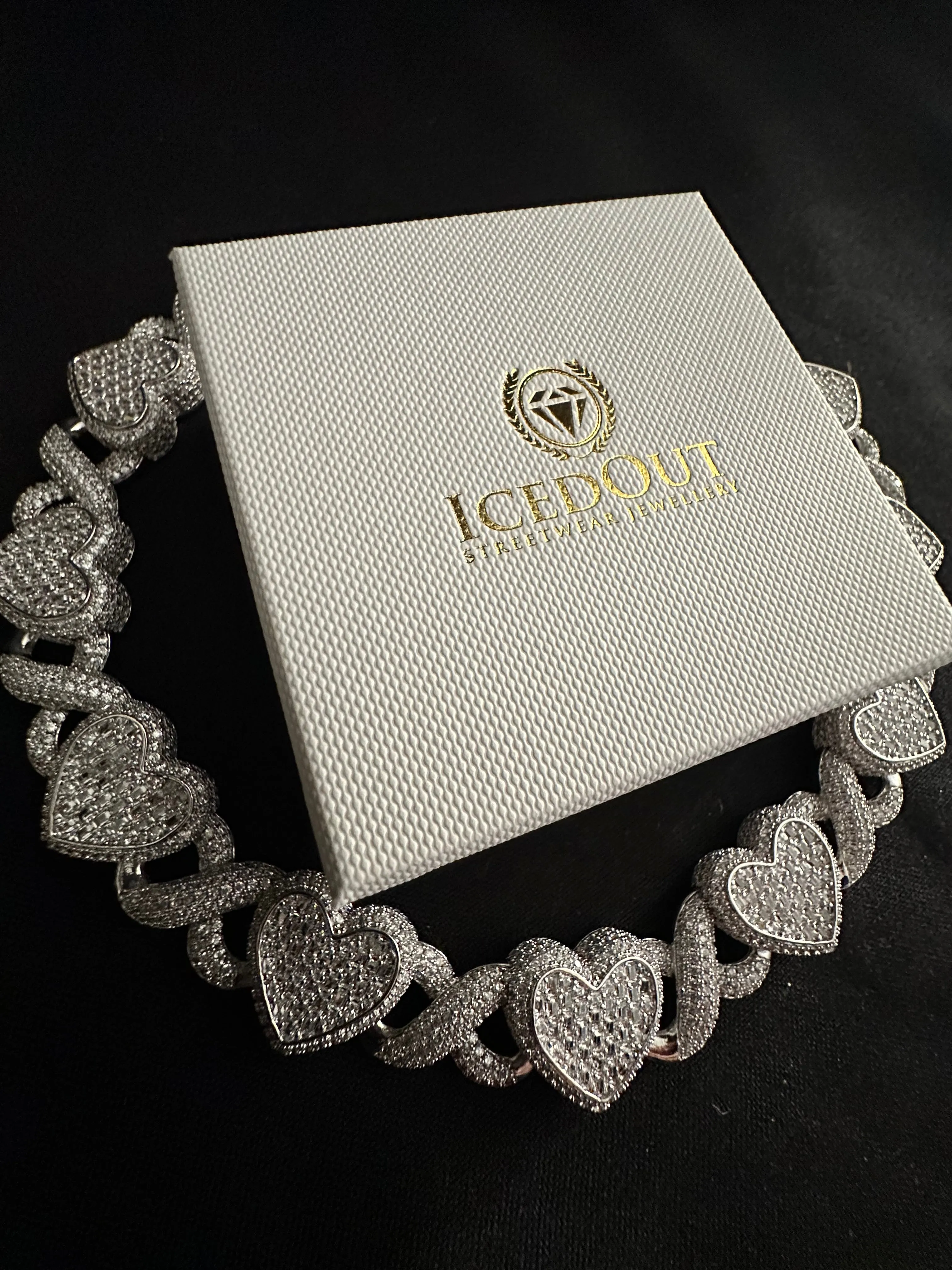 15mm Heart Choker - white gold