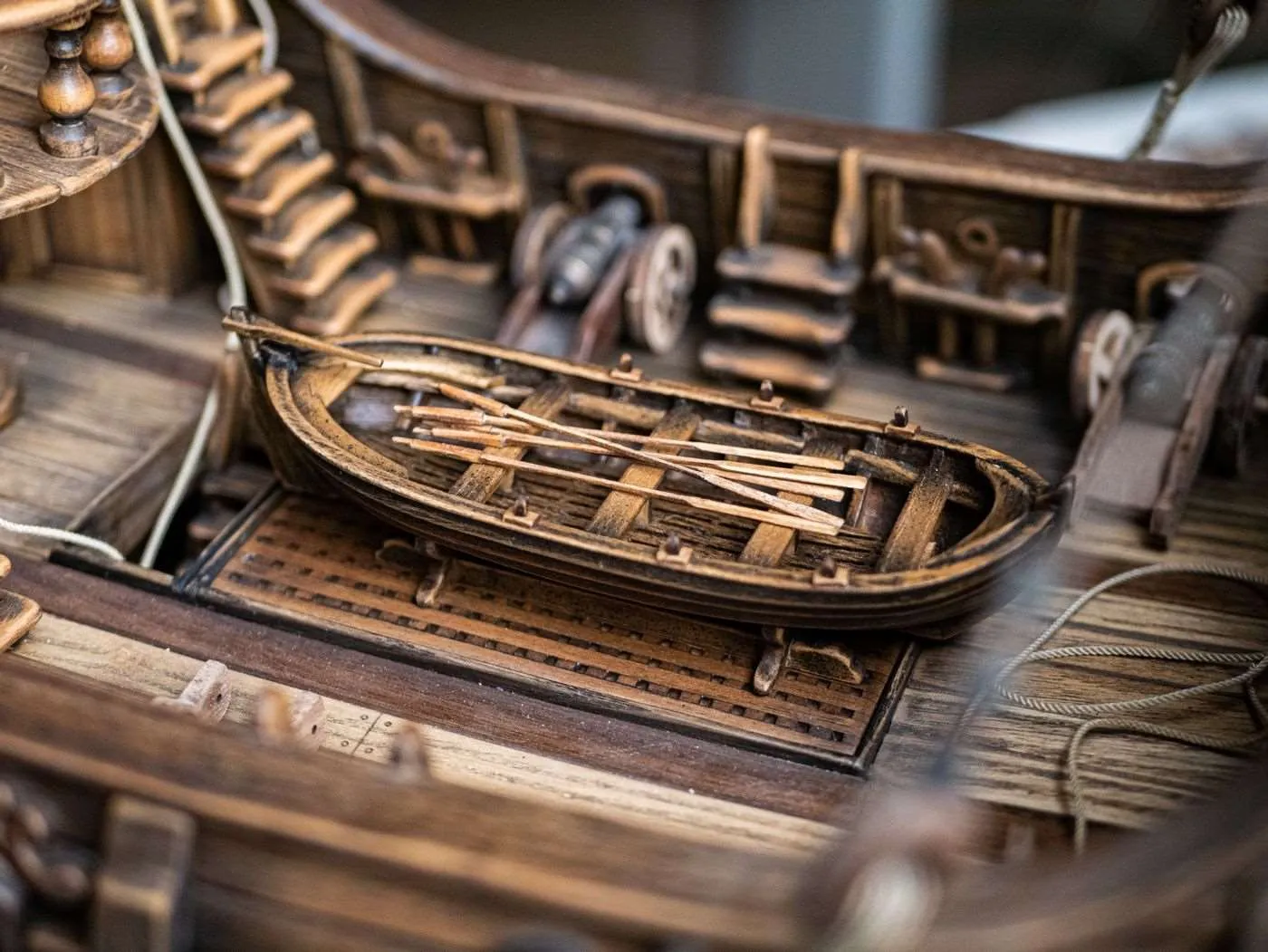 16th Century Wooden Boat 1: 48 136mm