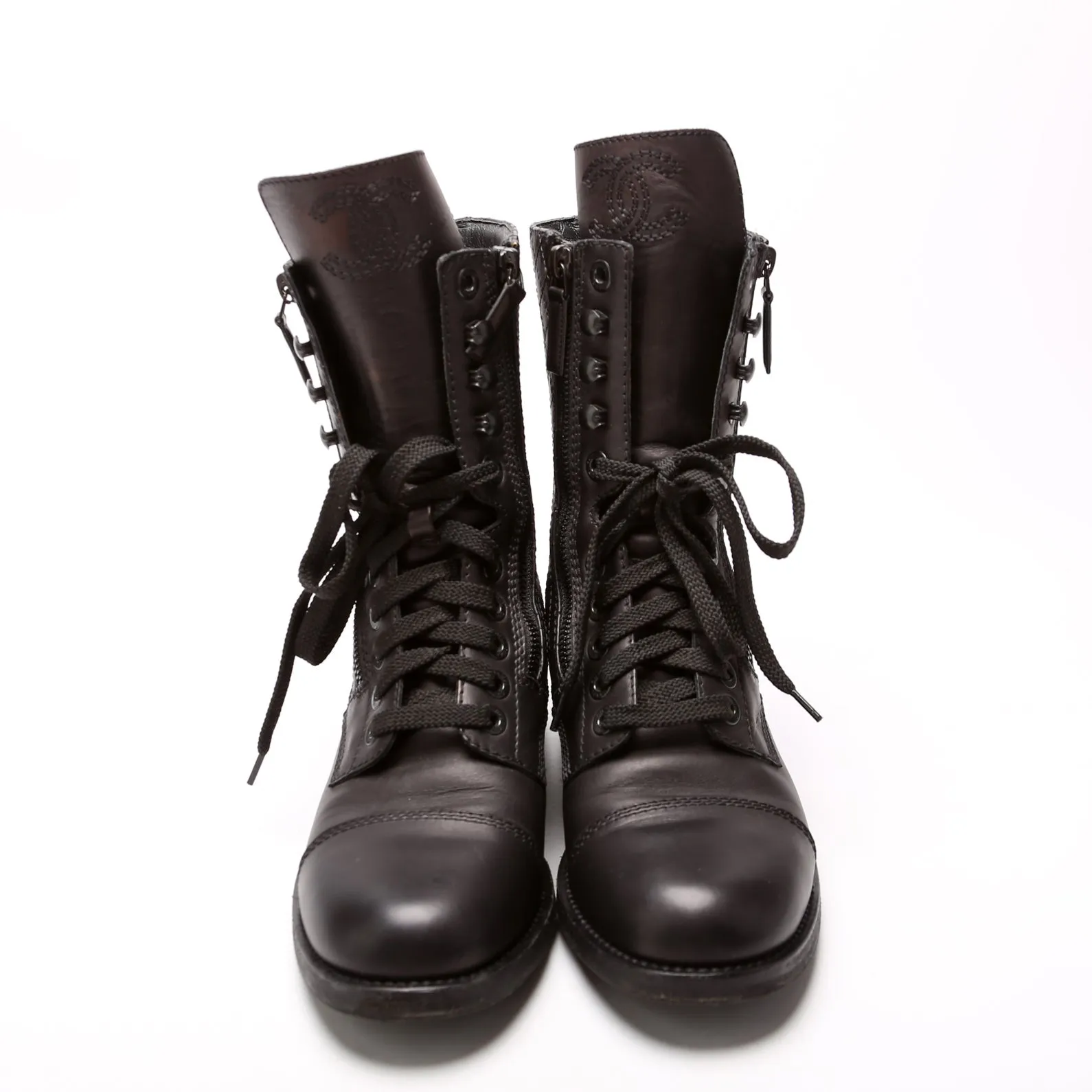 CC Quilted Calfskin Combat Boots Size 39 Black