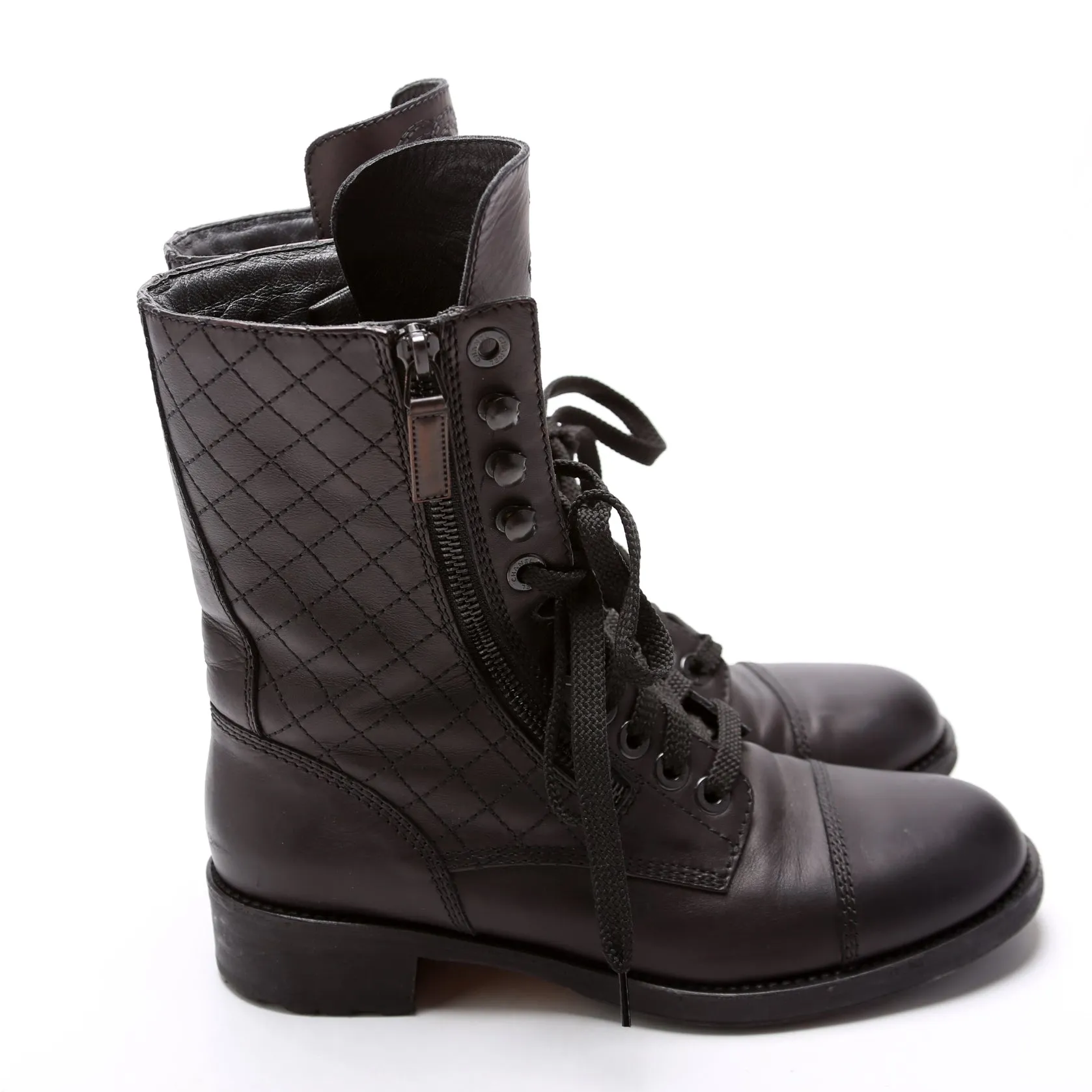 CC Quilted Calfskin Combat Boots Size 39 Black