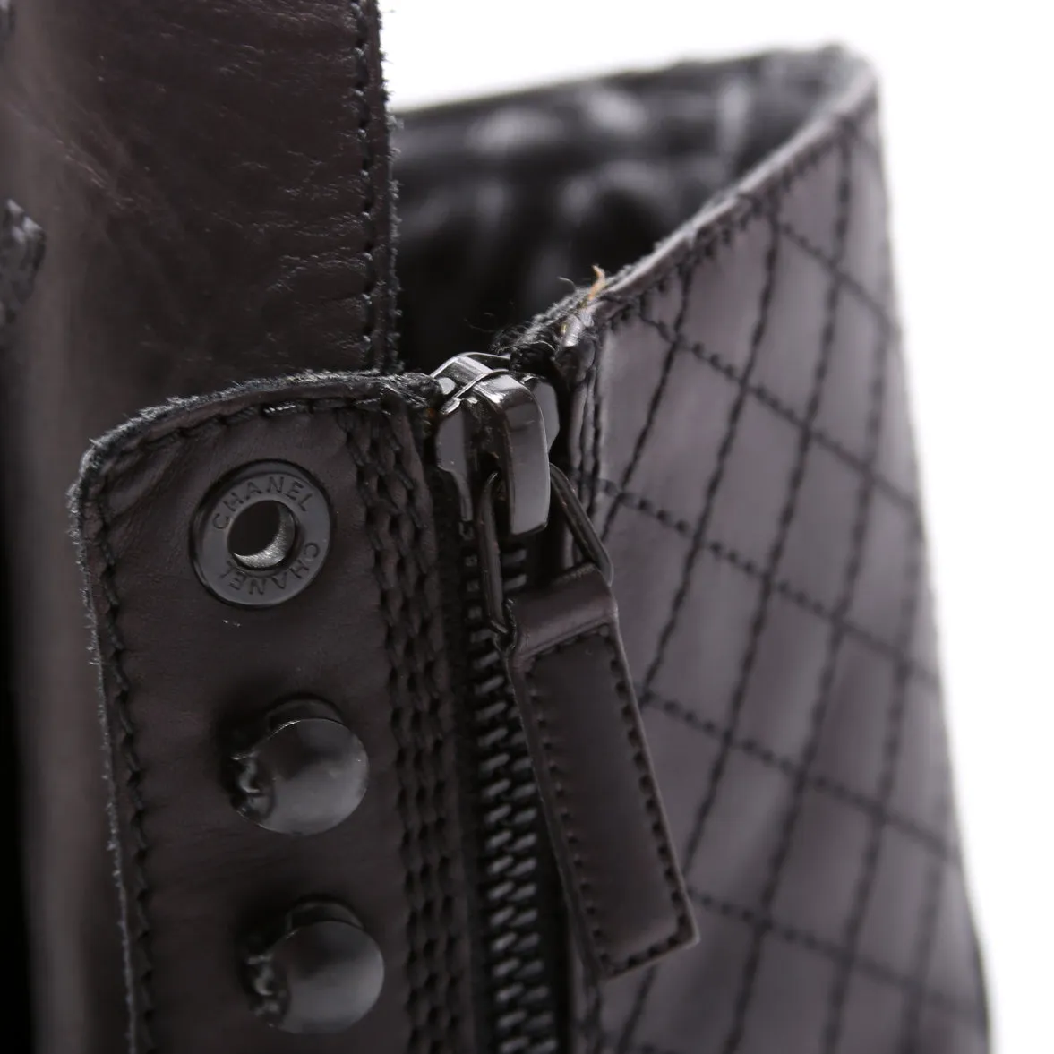 CC Quilted Calfskin Combat Boots Size 39 Black