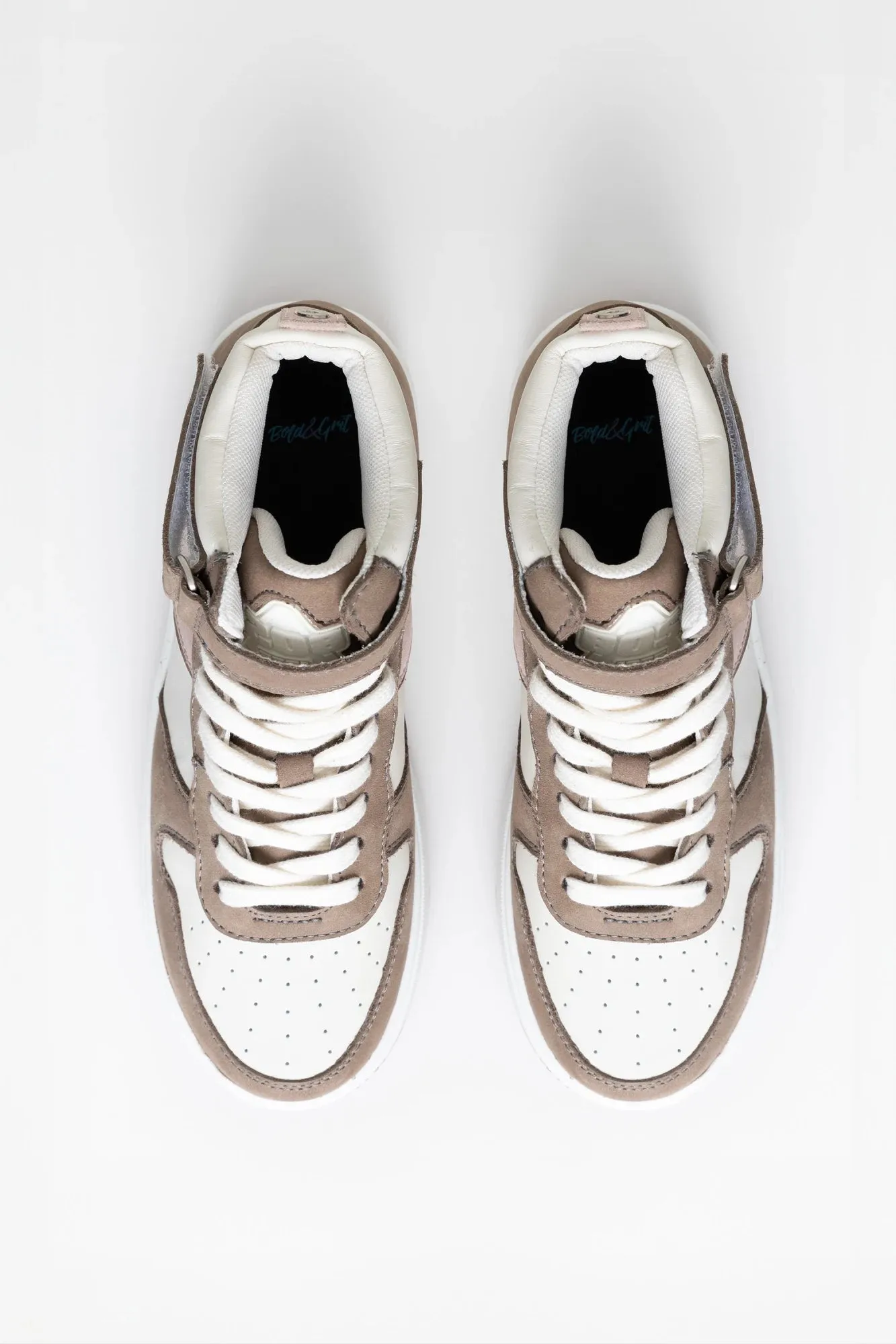 SIXTY TENNIS SHOES